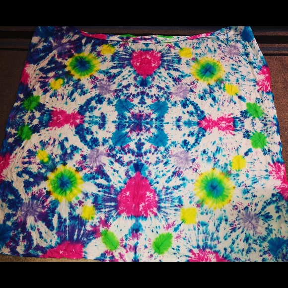 Tie dye tapestry